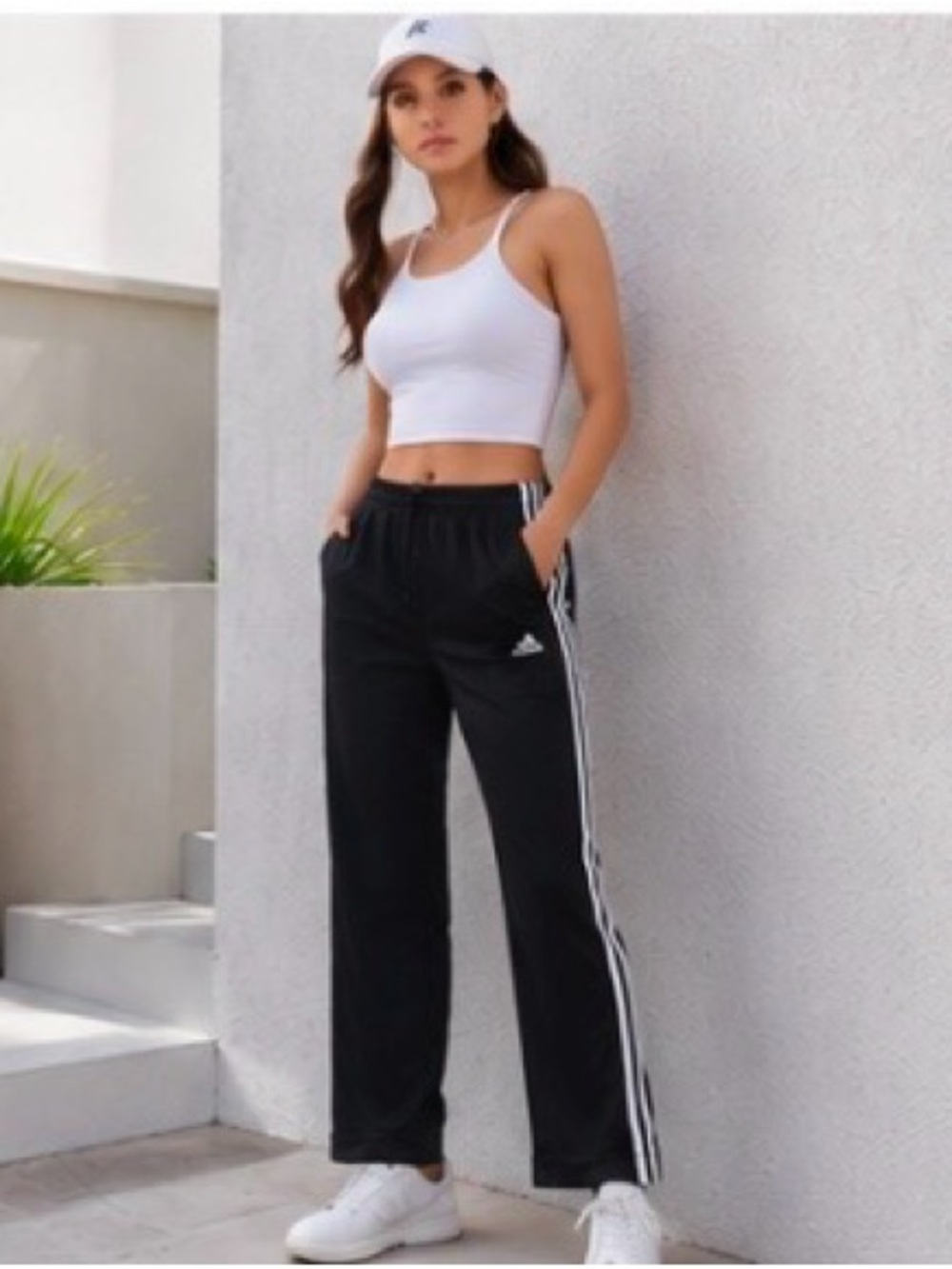 Adidas Track Pants Black White Stripe Relaxed Fit Size L EUC